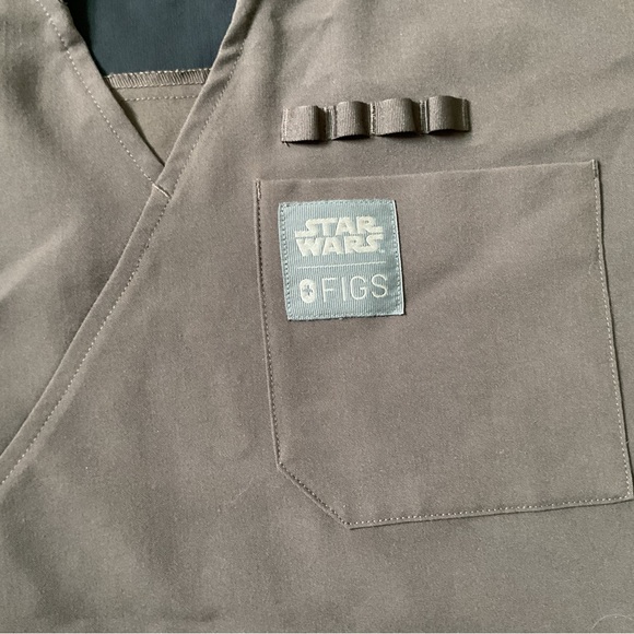FIGS Star Wars Medical Scrubs Set Top and Bottom Size XXS - Picture 4 of 15